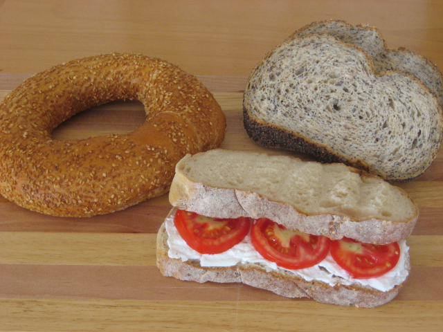 לחם 004.jpg